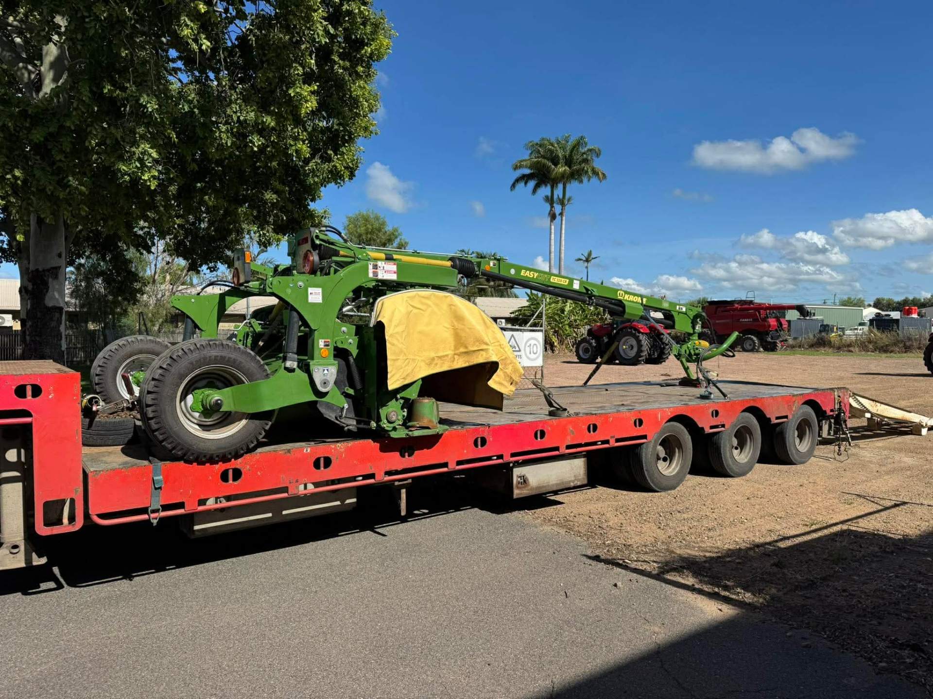 Tilt tray towing service in Rockhampton by Offset Industries
